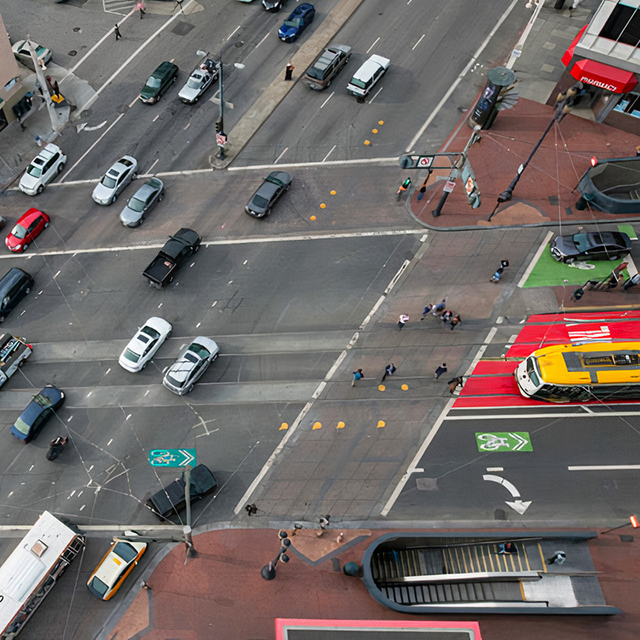 Image of intersection at Market Street and Van Ness Avenue